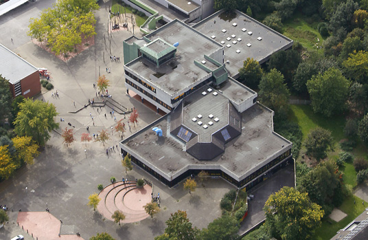 Das Bild zeigt die Erich-Kästner-Realschule
