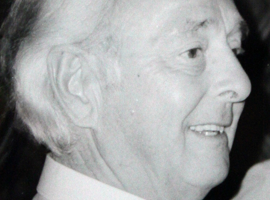 Das Bild zeigt Arno Kannacher