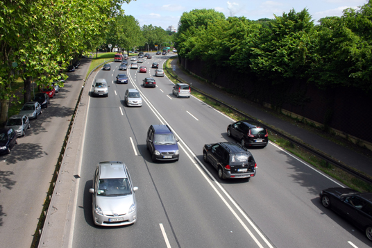 Das Bild zeigt die B224 in Gladbeck