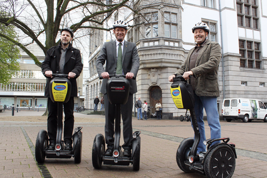 Das Bild zeigt die Segway-Tour