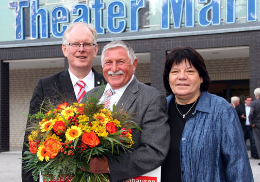 Das Bild zeigt die Preisträger
