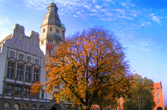 Das Bild zeigt das Gladbecker Rathaus