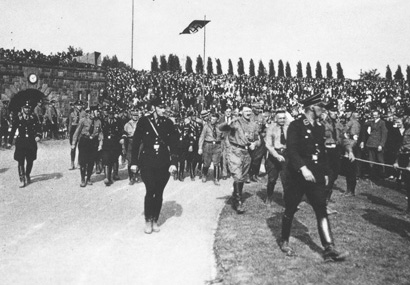 Adolf Hitler in der Vestischen Kampfbahn