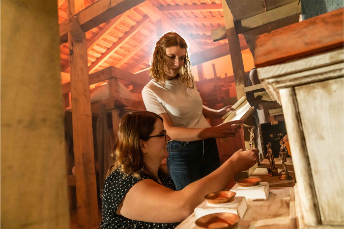 Spielerinnen im Escape-Room - Foto LWL-Römermuseum