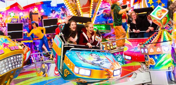 Jugendliche auf der Palmkirmes