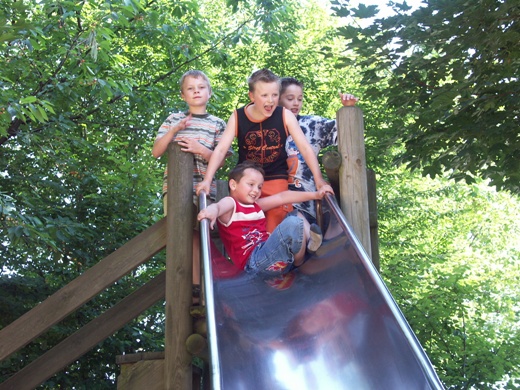 spielende Kinder