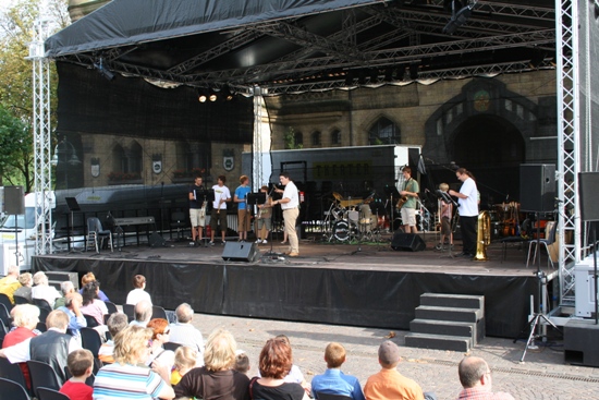 Hauptbühne vor dem Rathaus