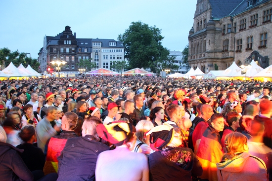 Public Viewing