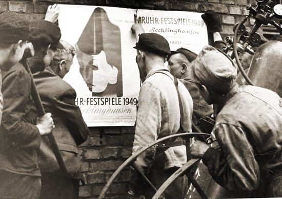 Bergarbeiter bei Ruhrfestspielen