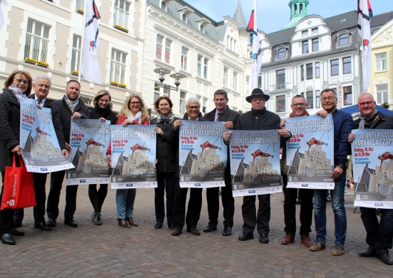 Plakat zum Marktplatzspringen 2017