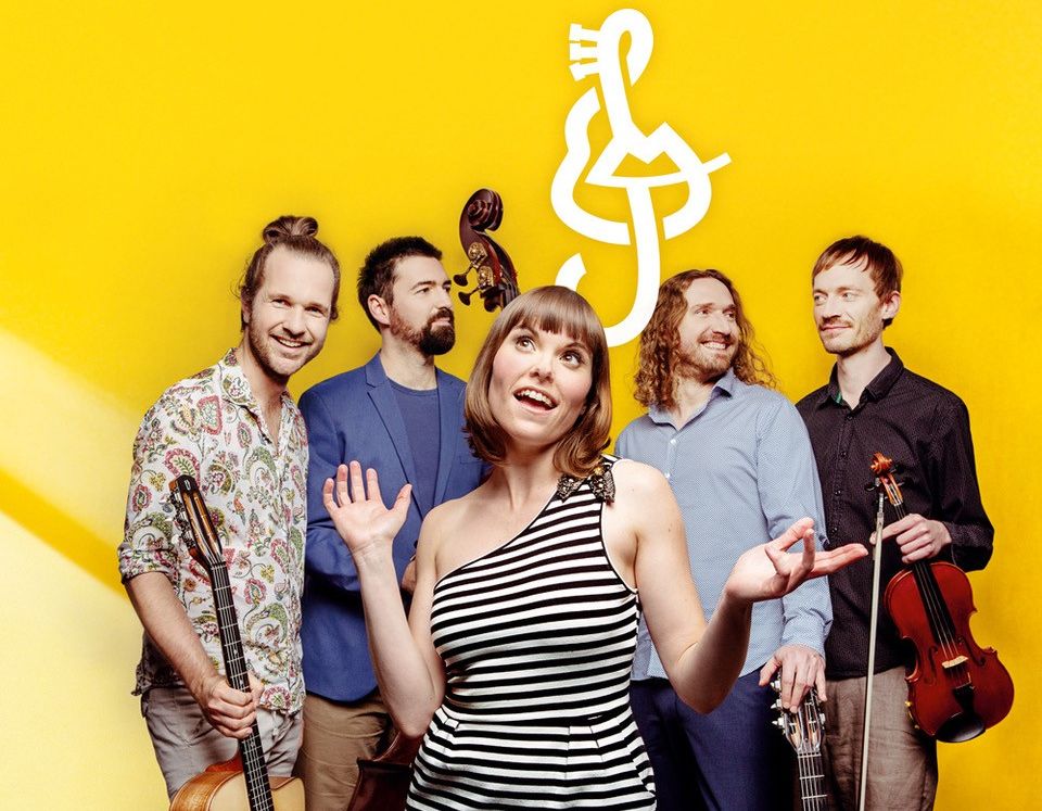 Wildes Holz und die Marion & Sobo Band. Foto: Alessandro de Matteis  dasgietzeld 