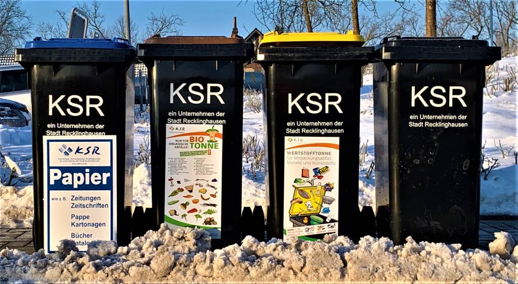 M&uuml;llbeh&auml;lter der KSR. Foto: Stadt RE