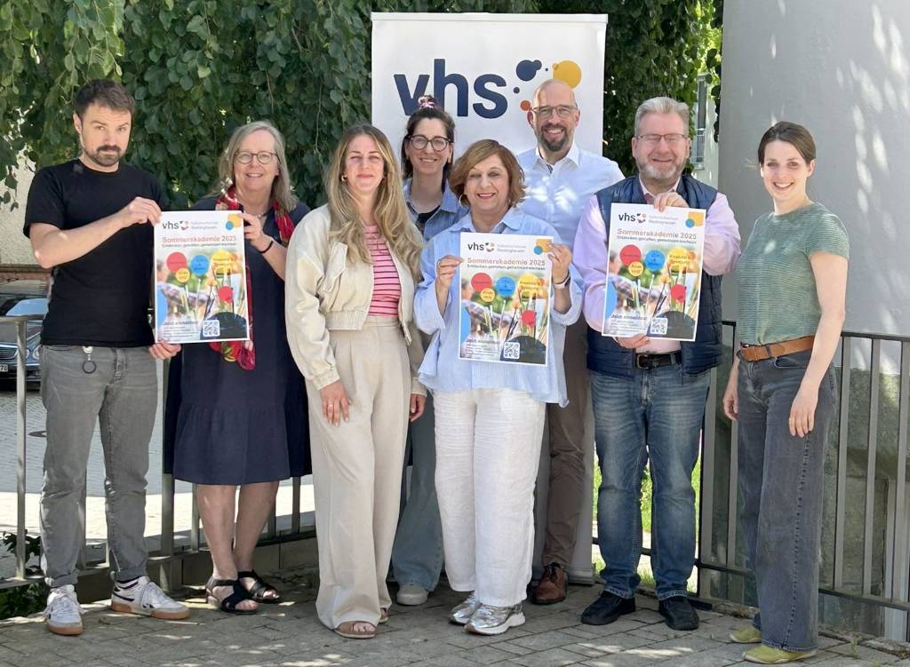 Das VHS-Team hat wieder ein buntes Sommerakademie-Programm zusammengestellt. Foto: Stadt RE