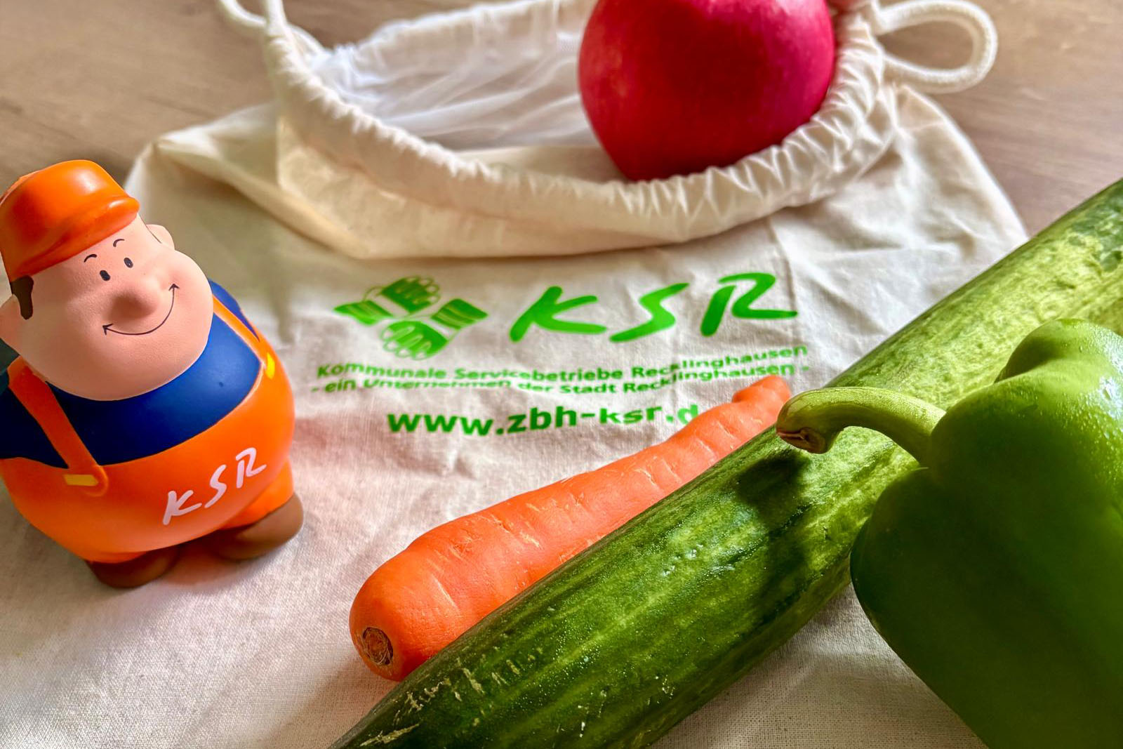 Am 3. Juli ist Internationaler Plastikt&uuml;tenfreier Tag. Die KSR verschenken an diesem Tag wiederverwendbare Obst-und Gem&uuml;sebeutel, so lange der Vorrat reicht.