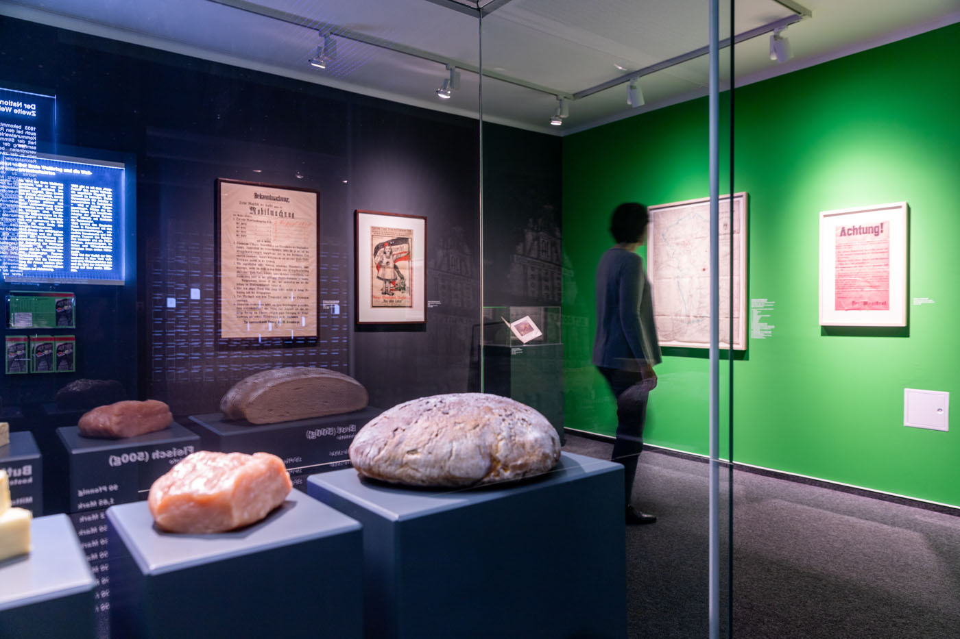 Blick in die Ausstellung im stadtgeschichtlichen Museum.