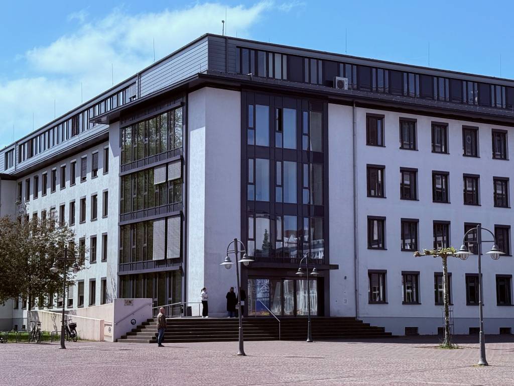 Das Stadthaus A neben dem Recklingh&auml;user Rathaus.