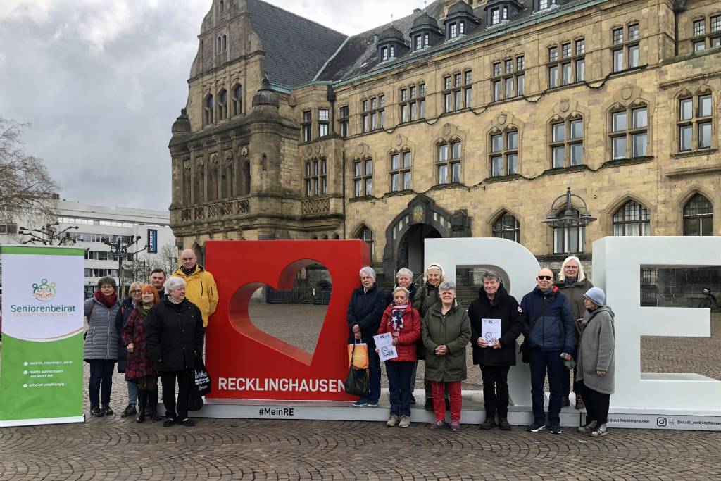 Der Besuchsdienst &bdquo;Gemeinsam statt einsam&ldquo; sucht weitere Mitstreiter*innen. 