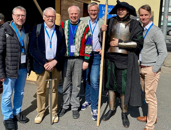 Jürgen Pohl, Dr. Werner Koppe, Georg Möllers, Axel Tschersich, Markus Kolley und Georg Gabriel (v.l).