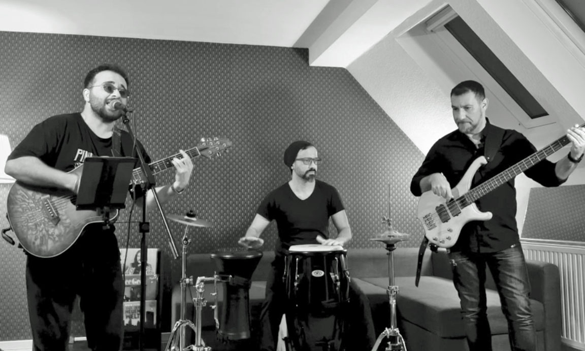 Die Band Magnetic Room spielt im Willy-Brandt-Park.