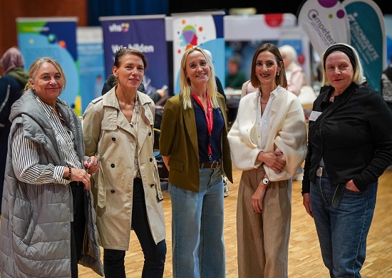 v. l. Manuela Seifert (Jobcenter Kreis), Ilona Kalnik-Franke (Gleichstellungsstelle Recklinghausen), Stefanie von Scherenberg (Bundesagentur f&uuml;r Arbeit), Sarah G&ouml;ckener (Bildungszentrum des Handels), Maria Bongers (Sozialdienst katholischer Frauen)