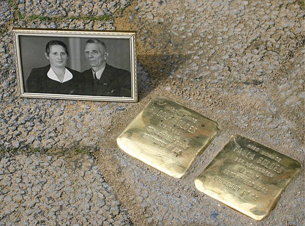 Stolpersteine Ehepaar Boldes (Foto Irene Rasch-Erb)