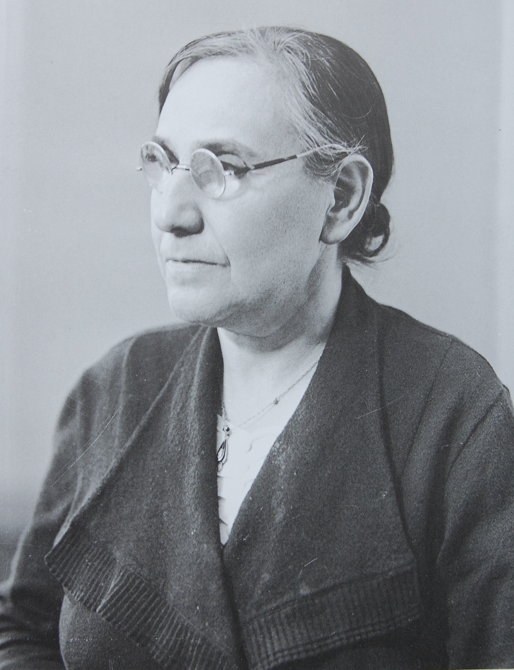 Ella - genannt Elfriede - Sternberg. Foto Weberskirch, Kordes