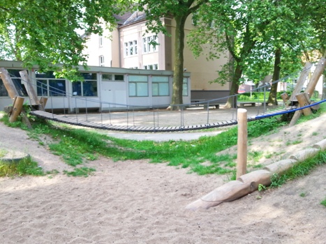 Dschungelbr&uuml;cke