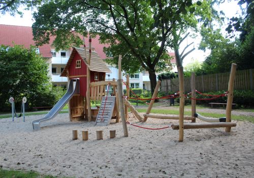 Spielplatz Hohenzollernstra&szlig;e