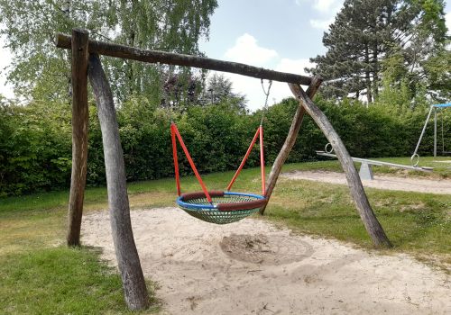 Nestschaukel