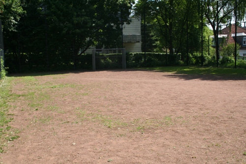 Bolzplatz Schleusenstra&szlig;e